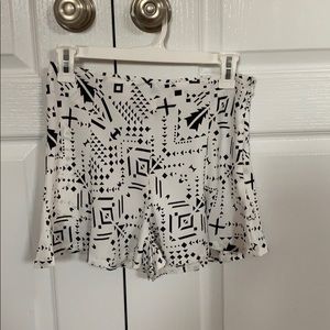 white, black pattern, flowy shorts